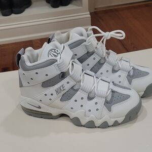 New Nike Airmax White and Gray High-Top Sneakers